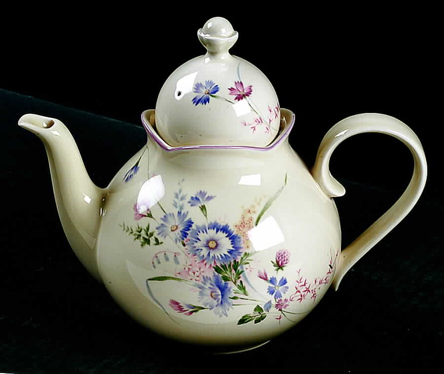 Stephanie Mini Coffee Pot & Lid by Mikasa-1