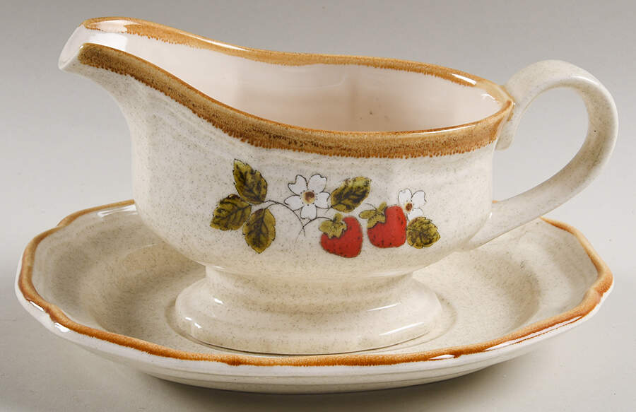 Strawberry Festival Gravy Boat & Underplate by Mikasa-1
