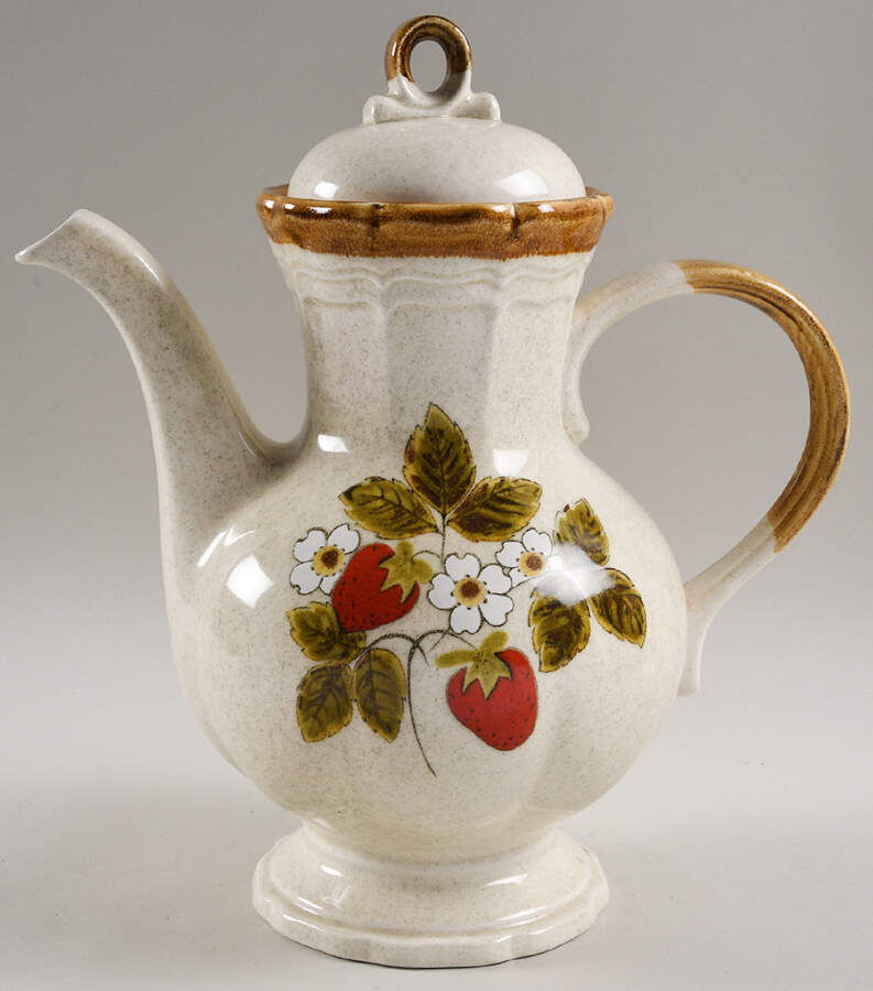 Strawberry Festival Coffee Pot & Lid by Mikasa-1