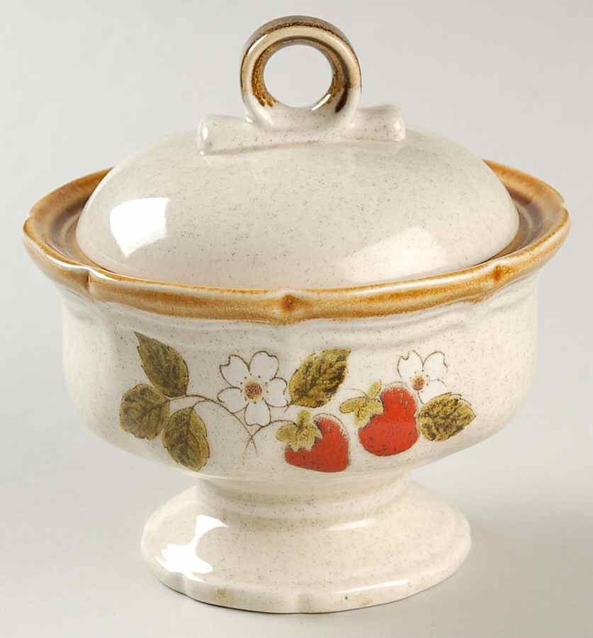 Strawberry Festival Sugar Bowl & Lid by Mikasa-1