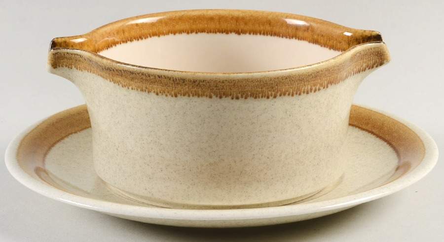 Stone Manor Gravy Boat & Underplate by Mikasa-1