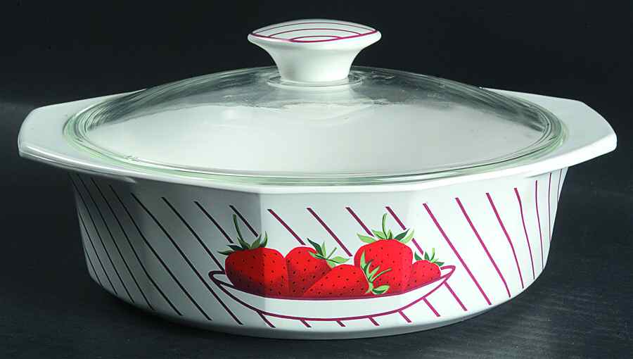 Strawberries 1.5 Qt Round Covered Casserole by Mikasa-1