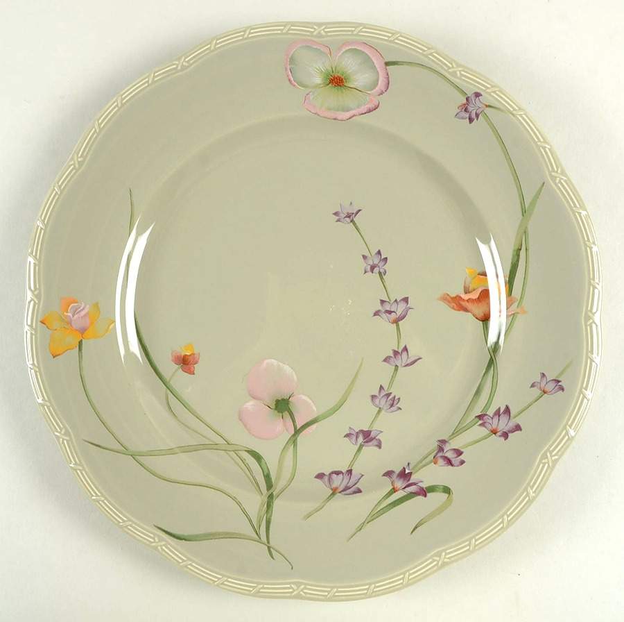 Summer Air 12" Chop Plate (Round Platter) by Mikasa-1