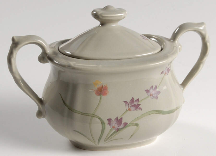 Summer Air Sugar Bowl & Lid by Mikasa-1