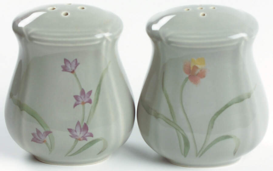 Summer Air Salt & Pepper Set by Mikasa-1