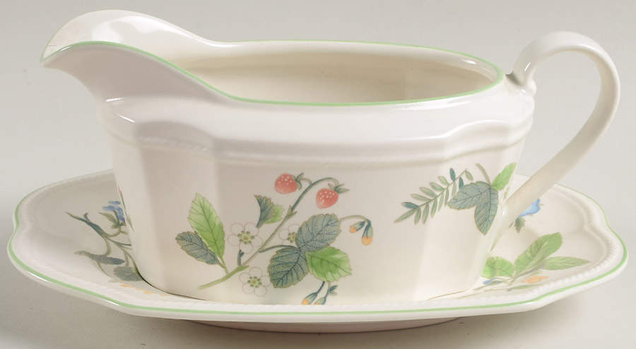 Summer Essence Gravy Boat & Underplate by Mikasa-1