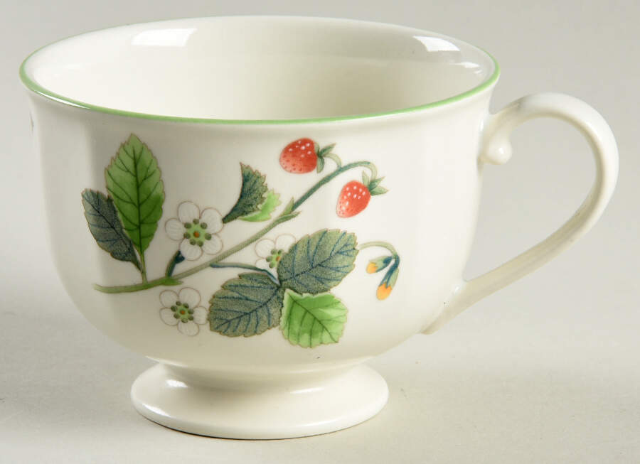 Summer Essence Footed Cup by Mikasa-1