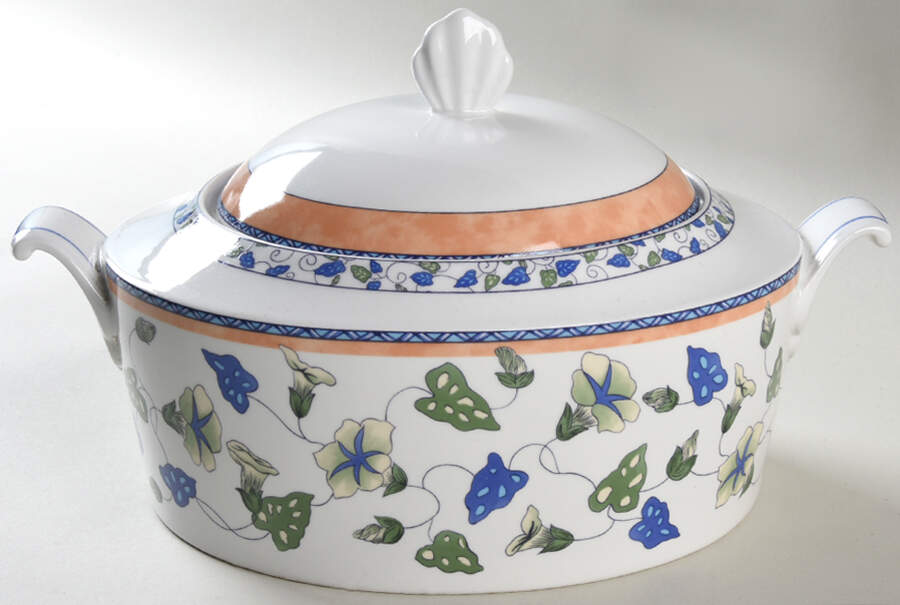 Sun Ridge 2 Qt Round Covered Casserole by Mikasa-1