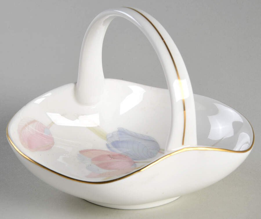 Swiss Garden Small Basket by Mikasa-1