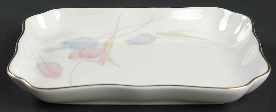Swiss Garden Large Chelsea Tray by Mikasa-1