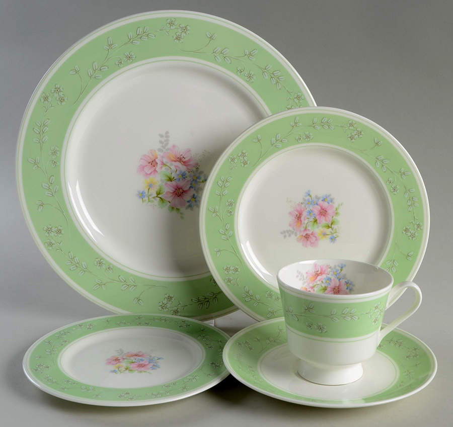 Sweet Valley 5 Piece Place Setting by Mikasa-1