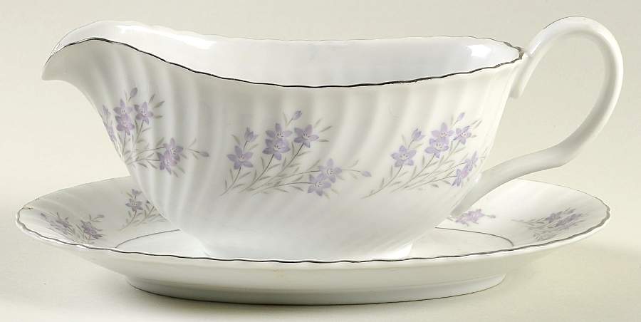 Sweet Violet Gravy Boat & Underplate by Mikasa-1
