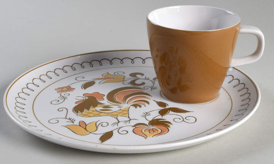 Tamago Snack Plate & Cup Set by Mikasa-1