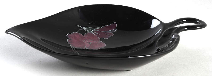 Tango 10" Leaf Dish by Mikasa-1