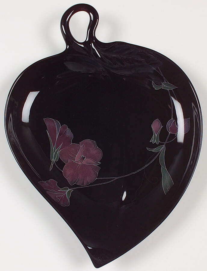 Tango 13" Leaf Tray by Mikasa-1