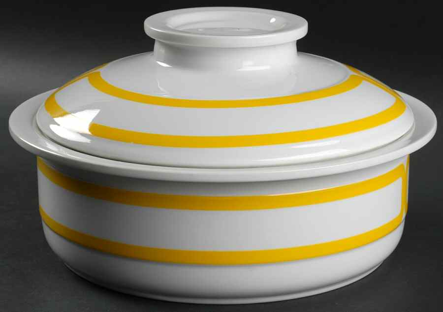 Tangent Yellow 2.5 Qt Round Covered Casserole by Mikasa-1
