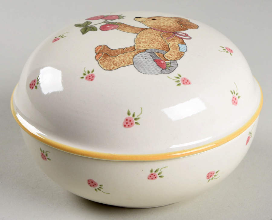 Teddy 4" Round Box & Lid by Mikasa-1