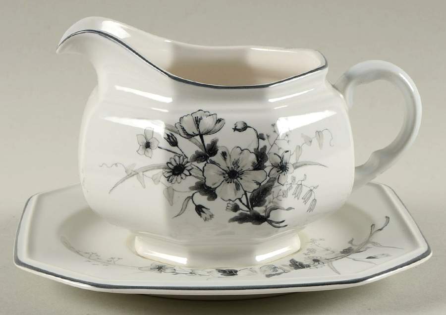 Tender Touch Gravy Boat & Underplate by Mikasa-1