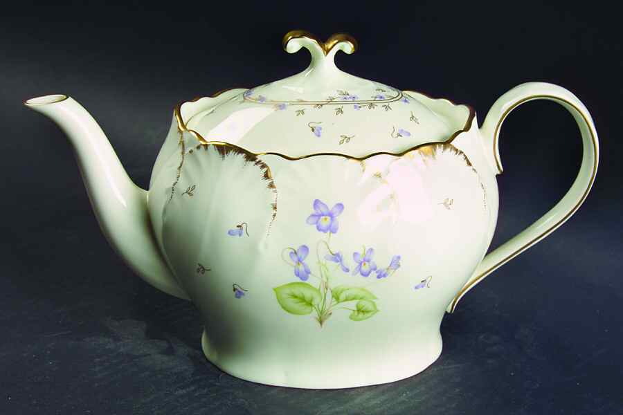 Tender Violets Teapot & Lid by Mikasa-1