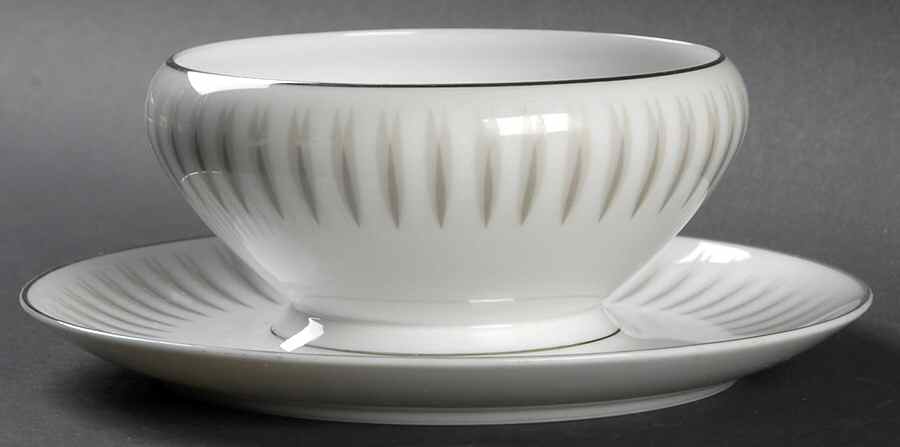 Theme Gravy Boat with Attached Underplate by Mikasa-1