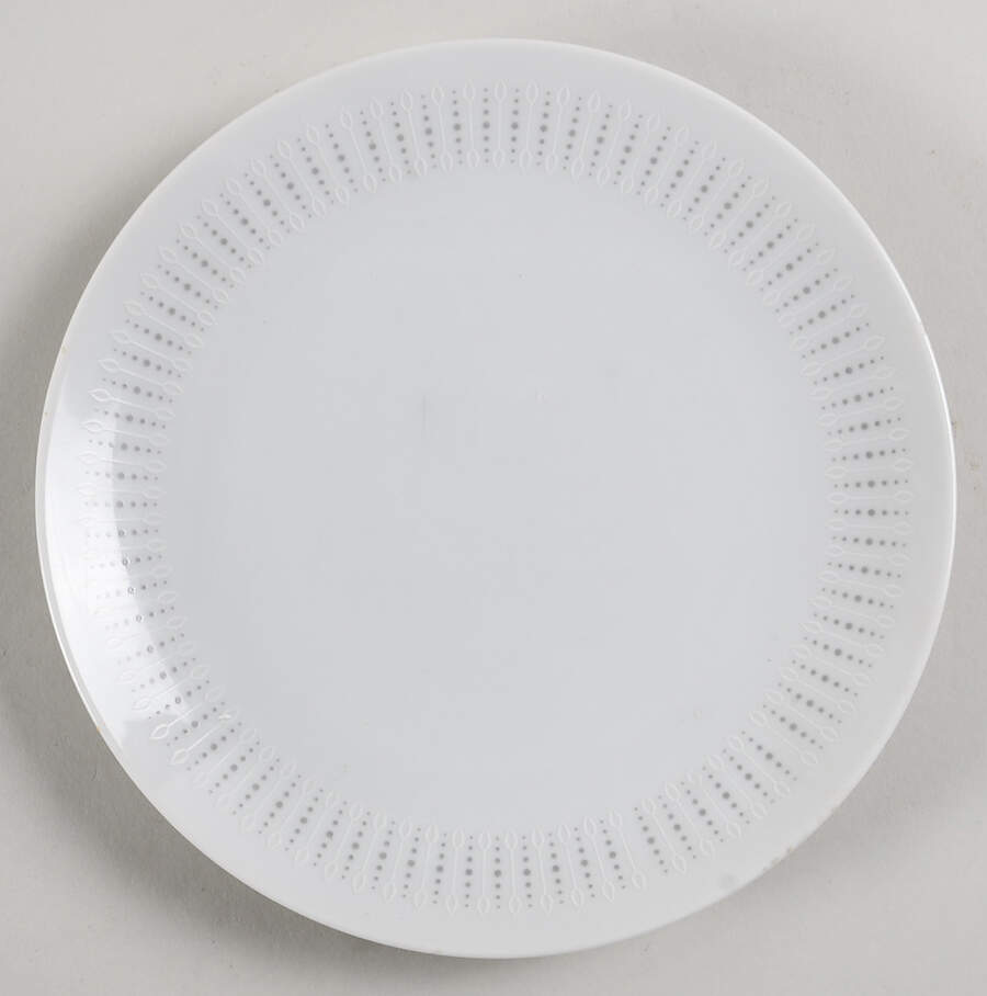 Tiara Salad Plate by Mikasa-1