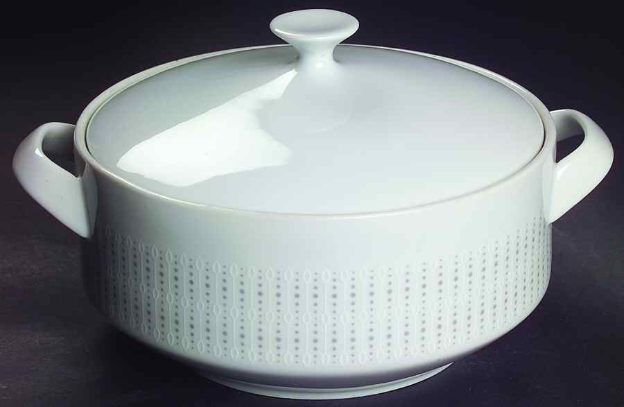 Tiara Round Covered Vegetable by Mikasa-1