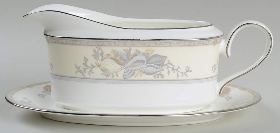 Tiffany Bay Gravy Boat & Underplate by Mikasa-1