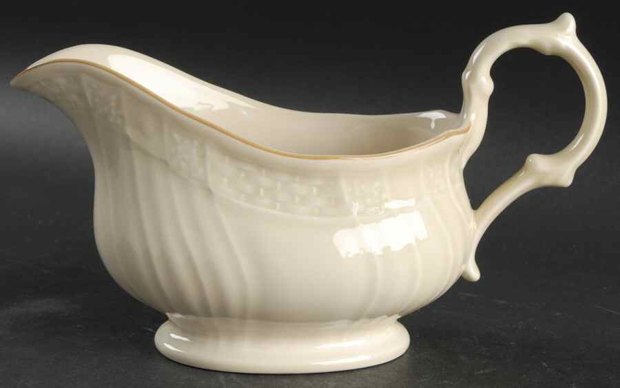 Tivoli Gravy Boat by Mikasa-1