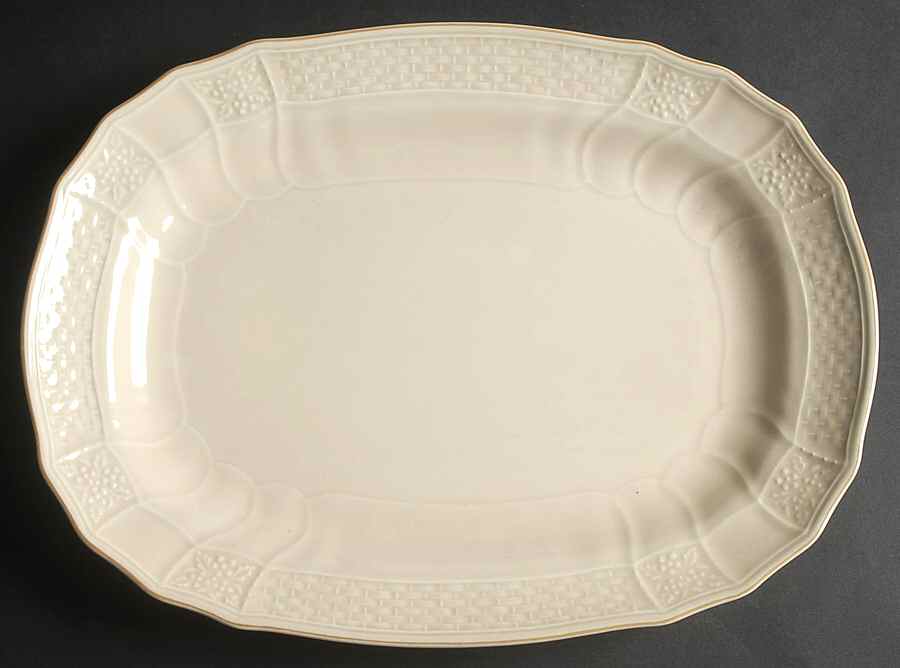 Tivoli 15" Oval Serving Platter by Mikasa-1