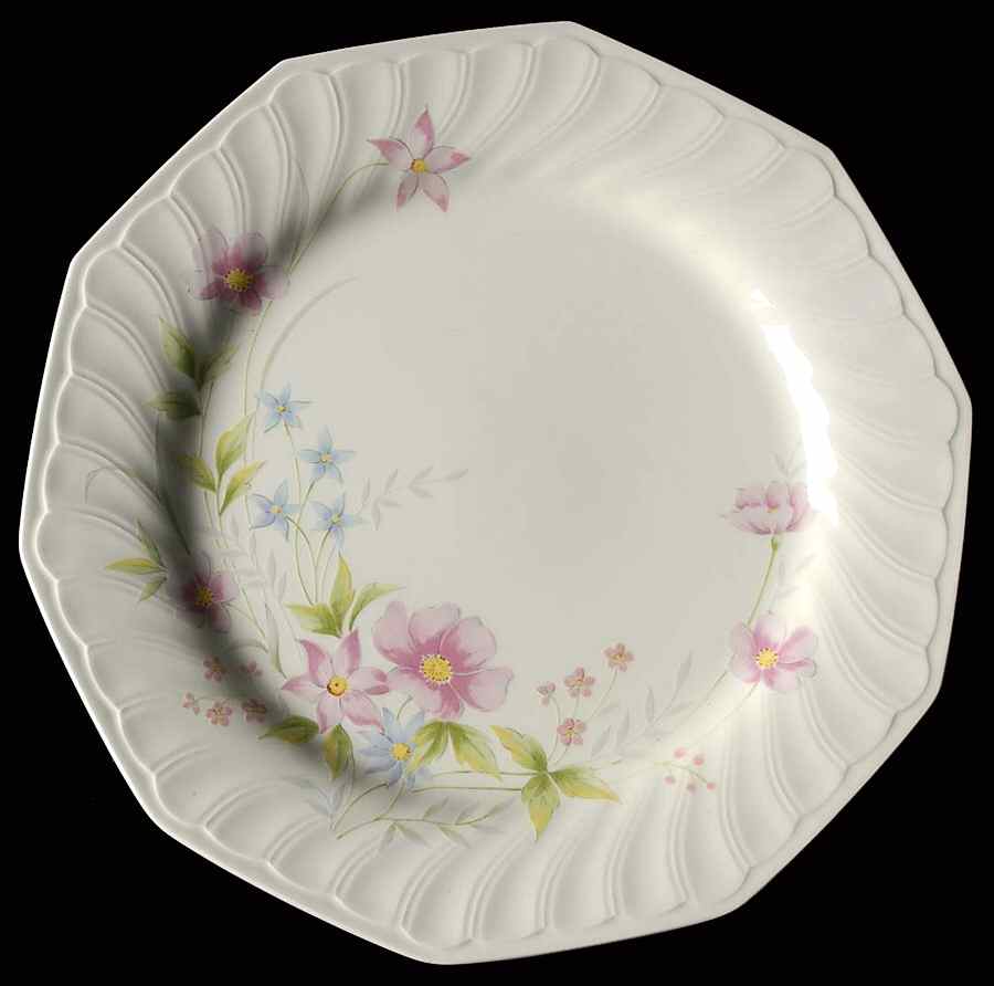 Town House Dinner Plate by Mikasa-1