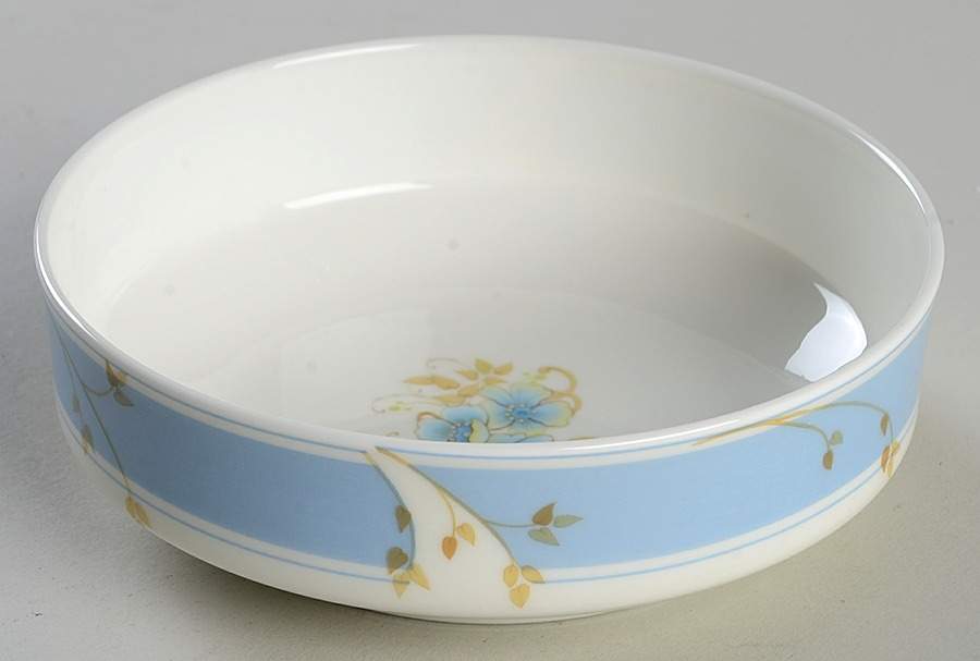 Touch of Love Fruit/Dessert (Sauce) Bowl by Mikasa-1