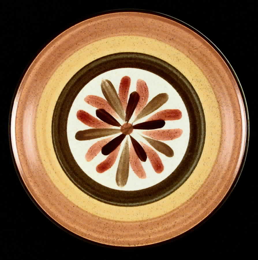 Touche Dinner Plate by Mikasa-1