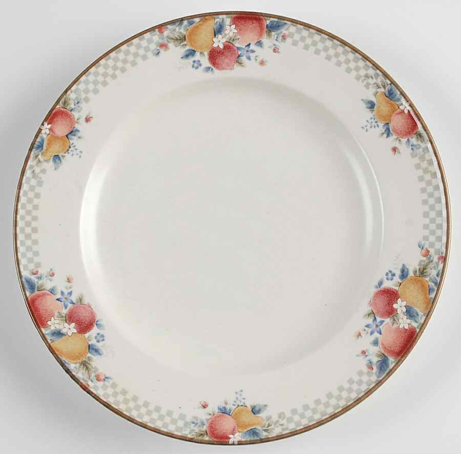 Trattoria Salad Plate by Mikasa-1