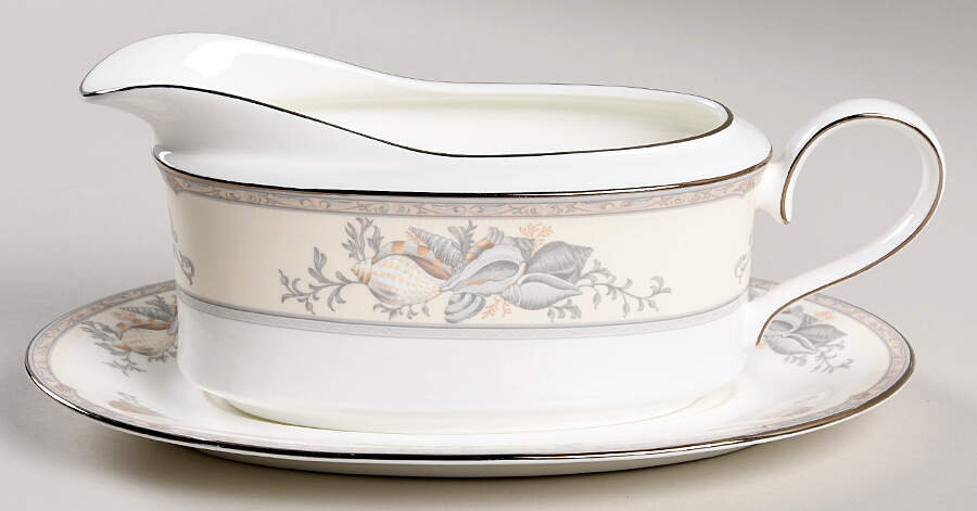 Treasure Cove Gravy Boat & Underplate by Mikasa-1