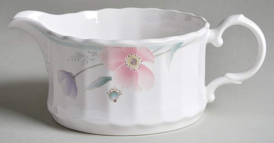 Tremont (CAJ03, Maxima) Round Gravy Boat (GR2SP) by Mikasa-1