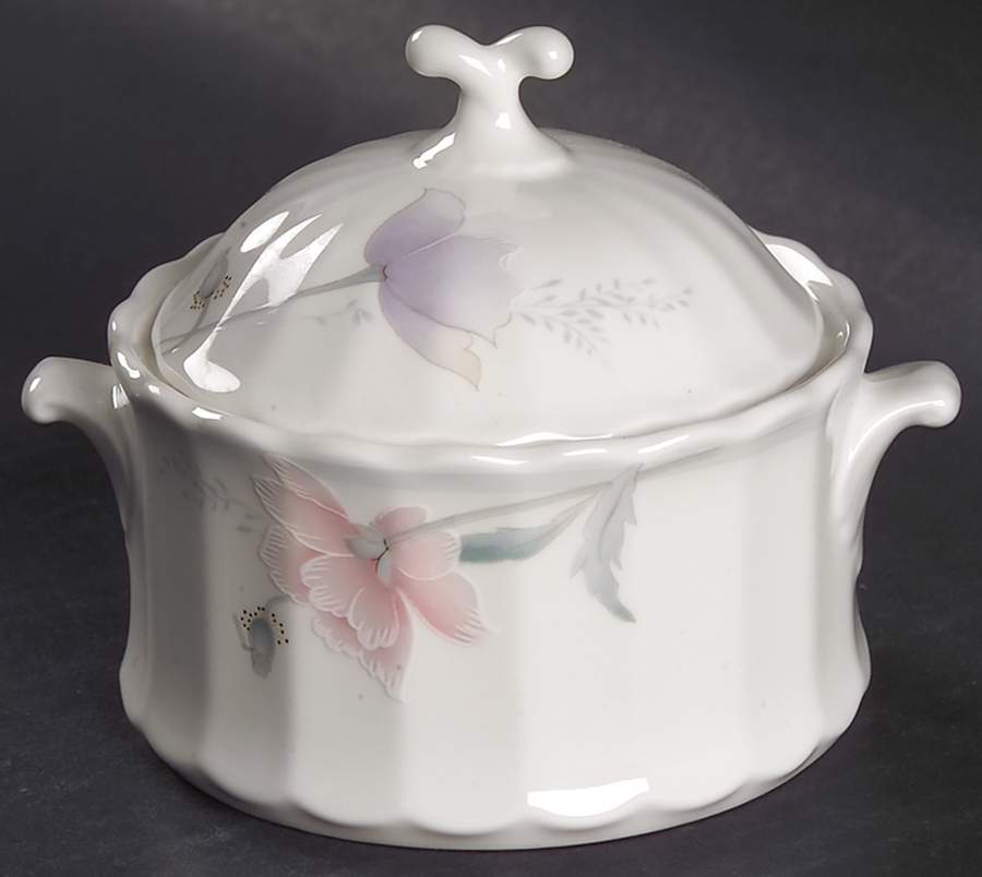 Tremont (CAJ03, Maxima) Sugar Bowl & Lid by Mikasa-1