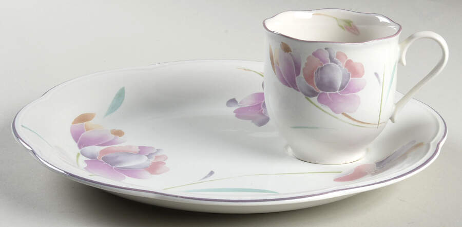 Trio Snack Plate & Cup Set by Mikasa-1