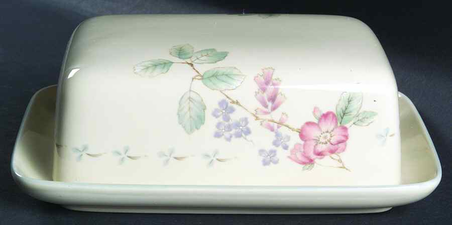 Tricia Square Covered Butter by Mikasa-1