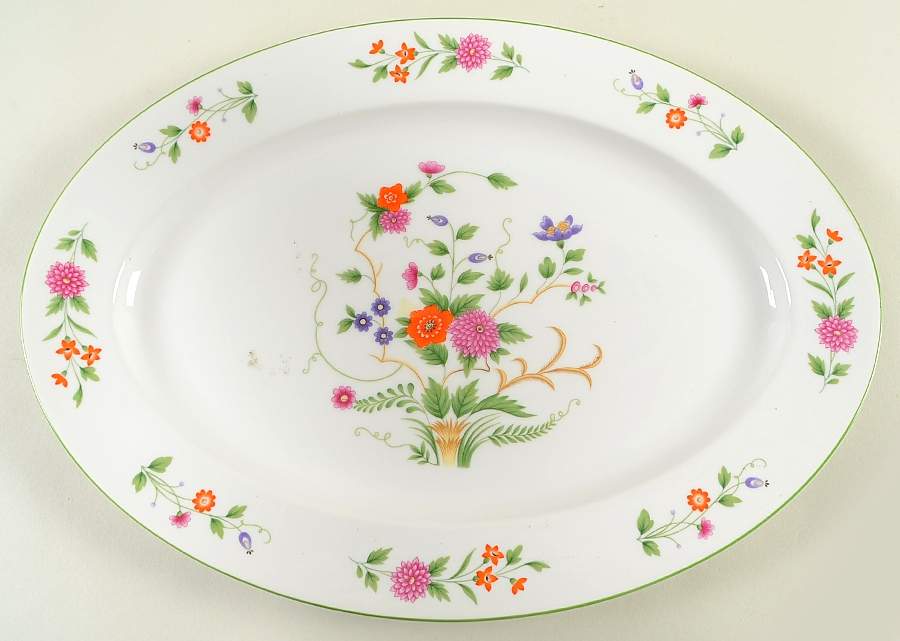 Trorez 16" Oval Serving Platter by Mikasa-1