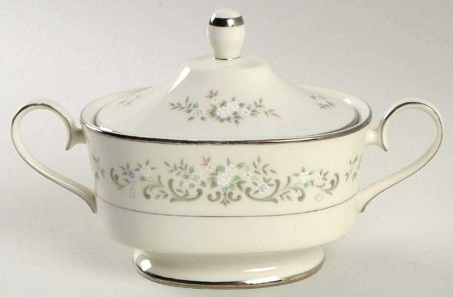 Trousseau (G1026, Ivory China) Sugar Bowl & Lid by Mikasa-1