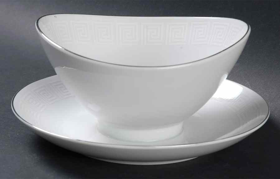 Tuscan Gravy Boat with Attached Underplate by Mikasa-1