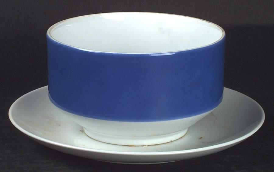 Ultramarine Blue Gravy Boat with Attached Underplate by Mikasa-1