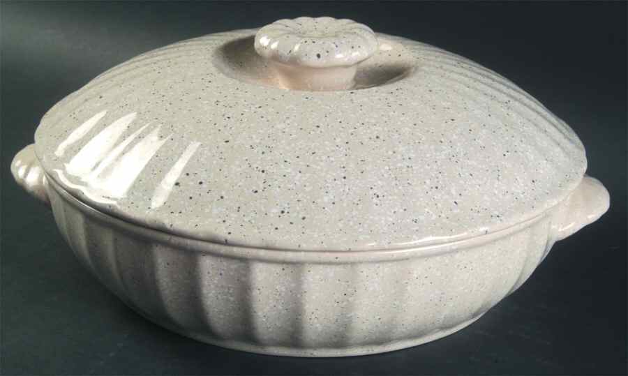 Ultrastone Beige 1.5 Qt Round Covered Casserole by Mikasa-1