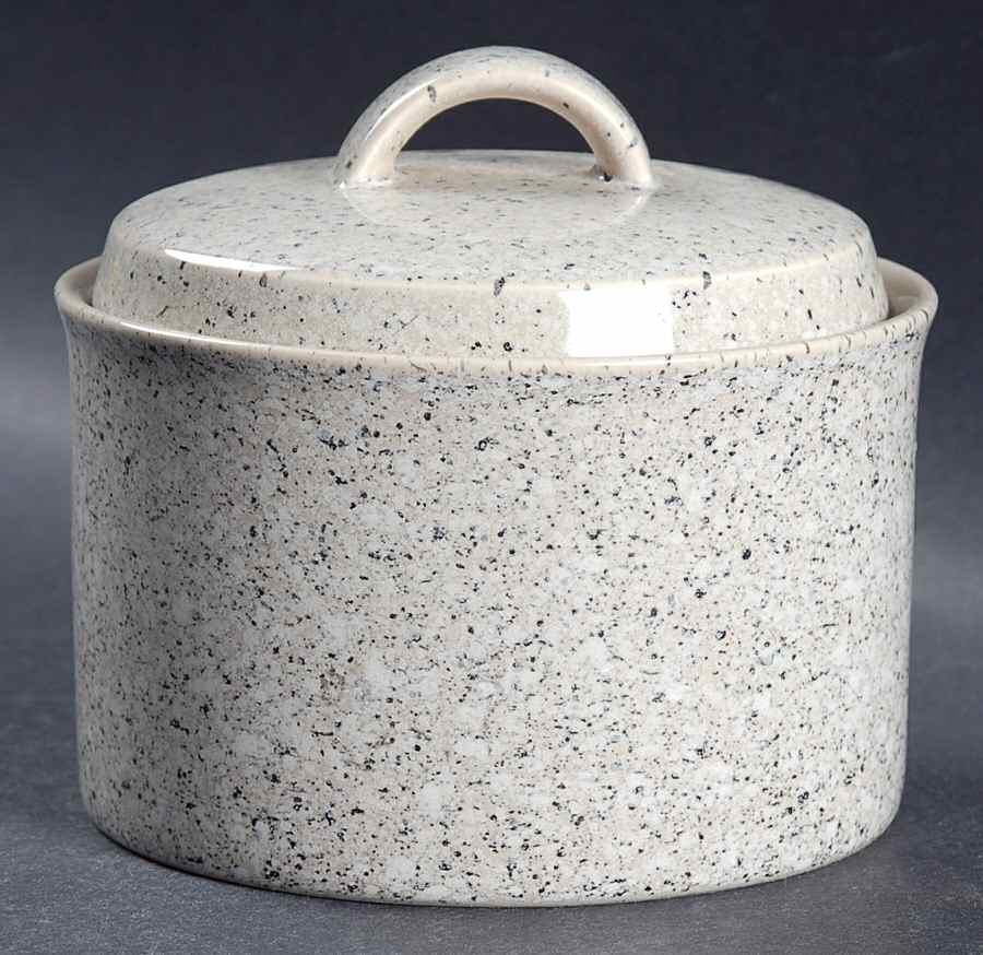 Ultrastone Beige Sugar Bowl & Lid by Mikasa-1