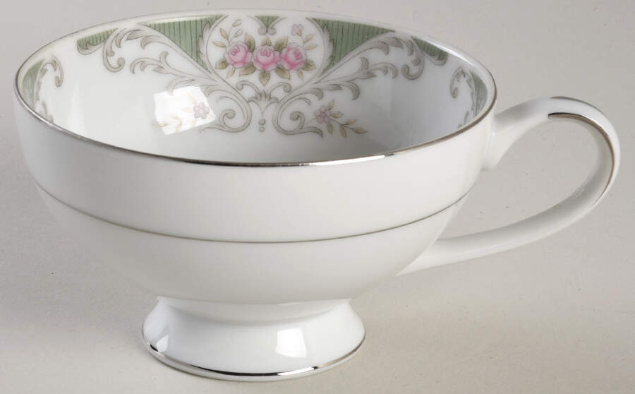 Valentine Footed Cup by Mikasa-1