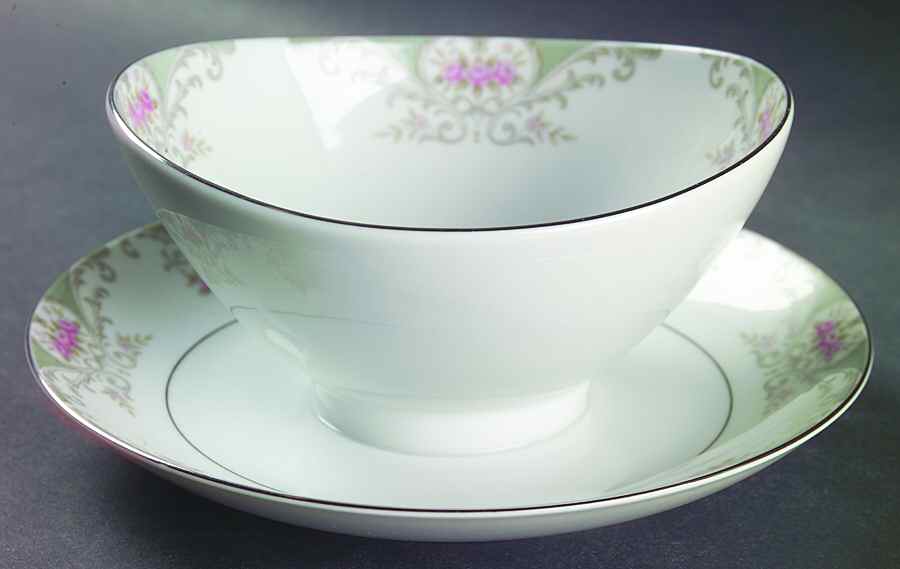 Valentine Gravy Boat with Attached Underplate by Mikasa-1