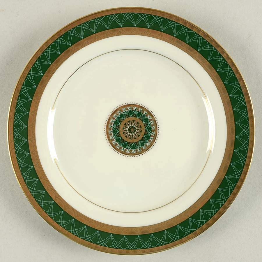 Ventana Emerald Salad Plate by Mikasa-1