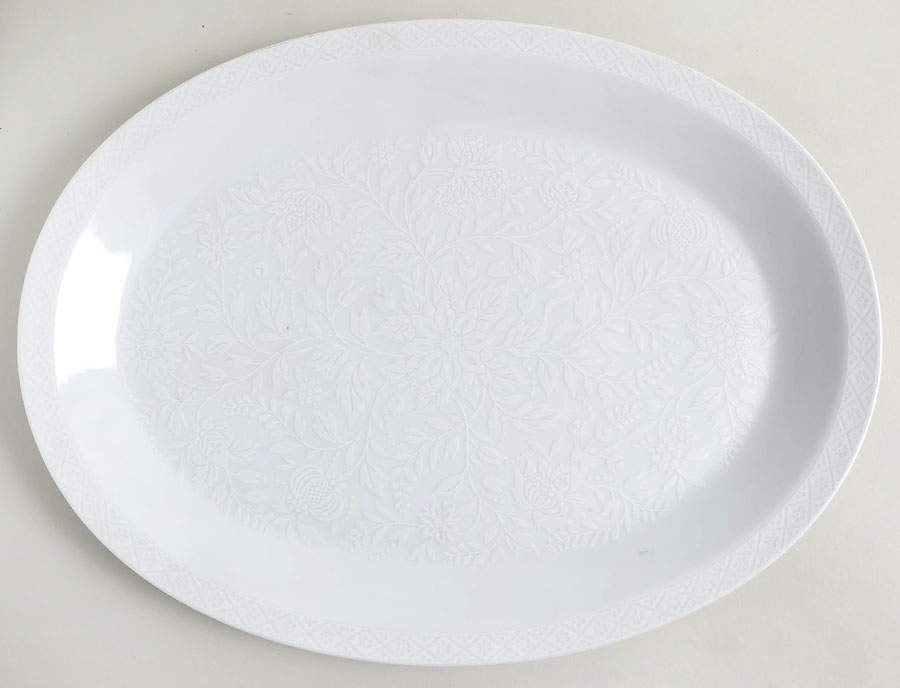 Venus 14" Oval Serving Platter by Mikasa-1