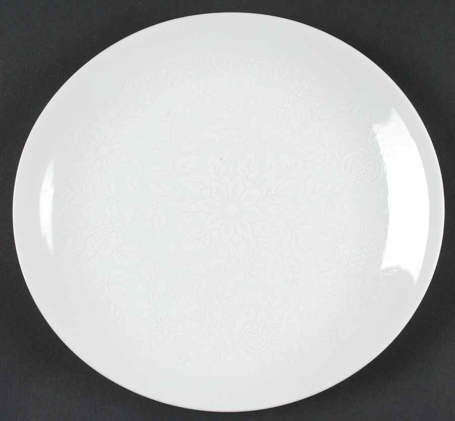Venus Salad Plate by Mikasa-1