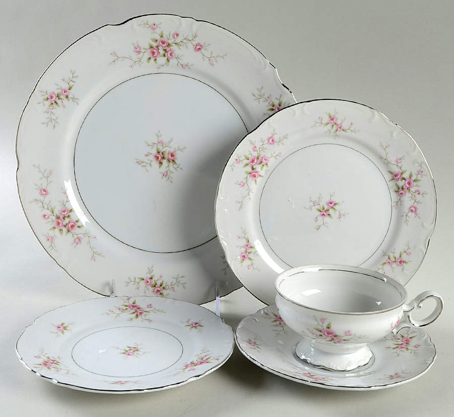 Versailles 5 Piece Place Setting by Mikasa-1